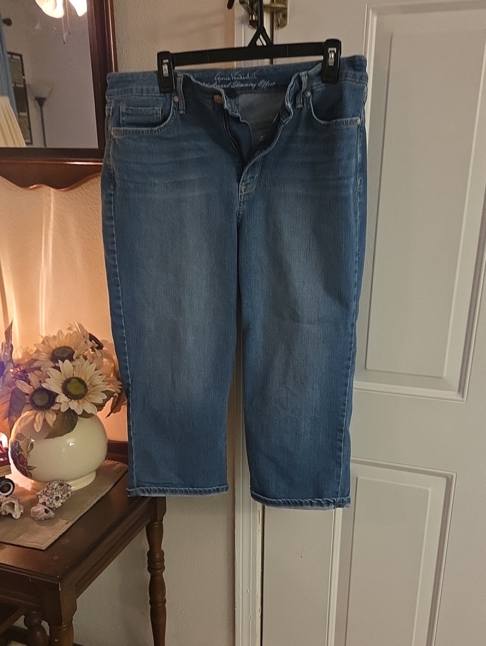 Gloria Vanderbilt All-Around Slimming Effect Capri Jeans Blue 14